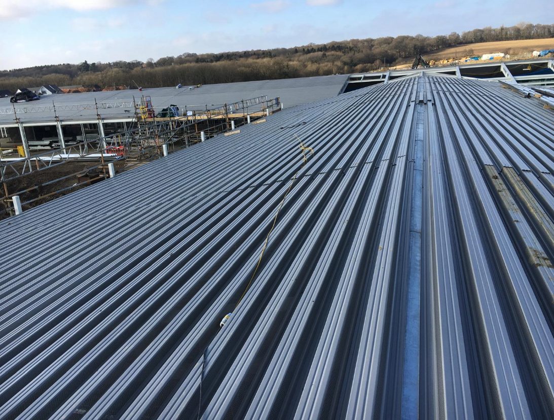 Large-span roof sheeting
